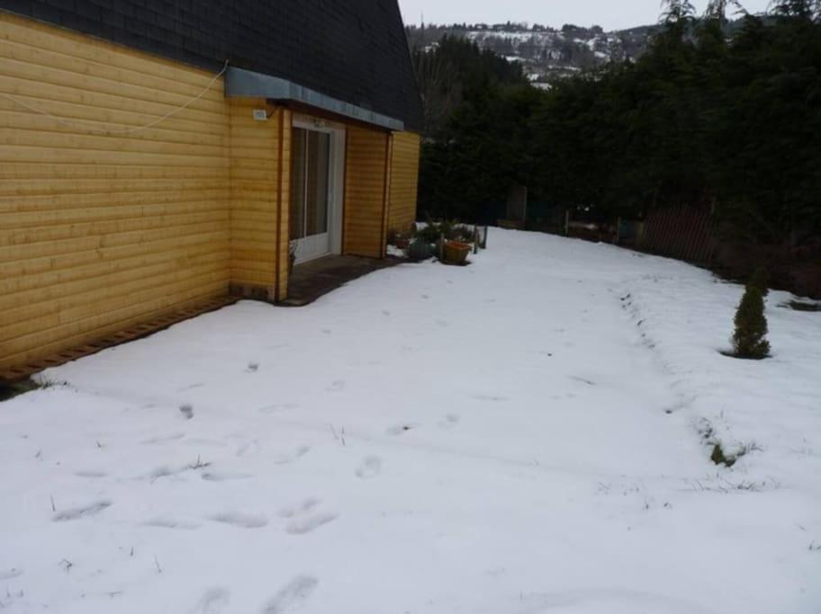 Maison Lumineuse Et Spacieuse Avec Terrain La Bourboule Exterior foto